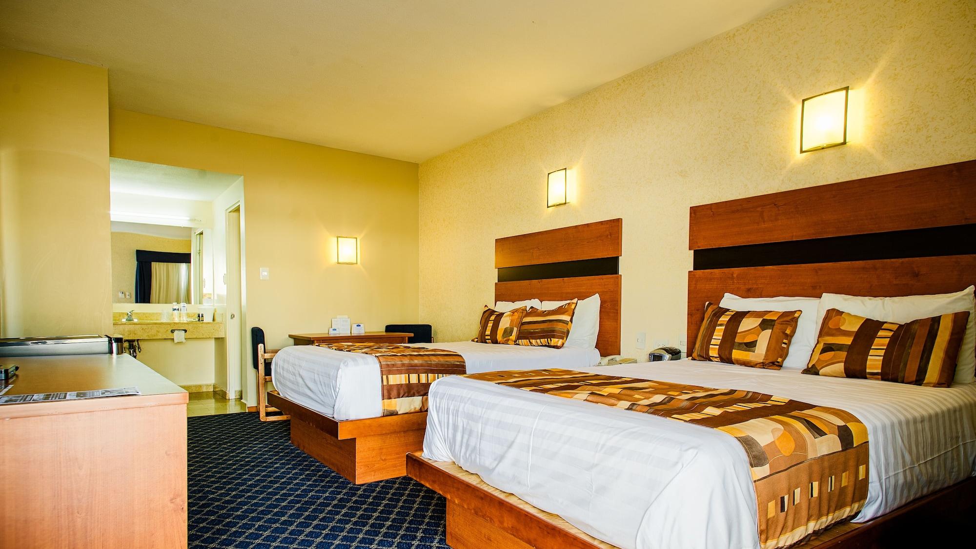 American Inn Hotel & Suites Parral エクステリア 写真